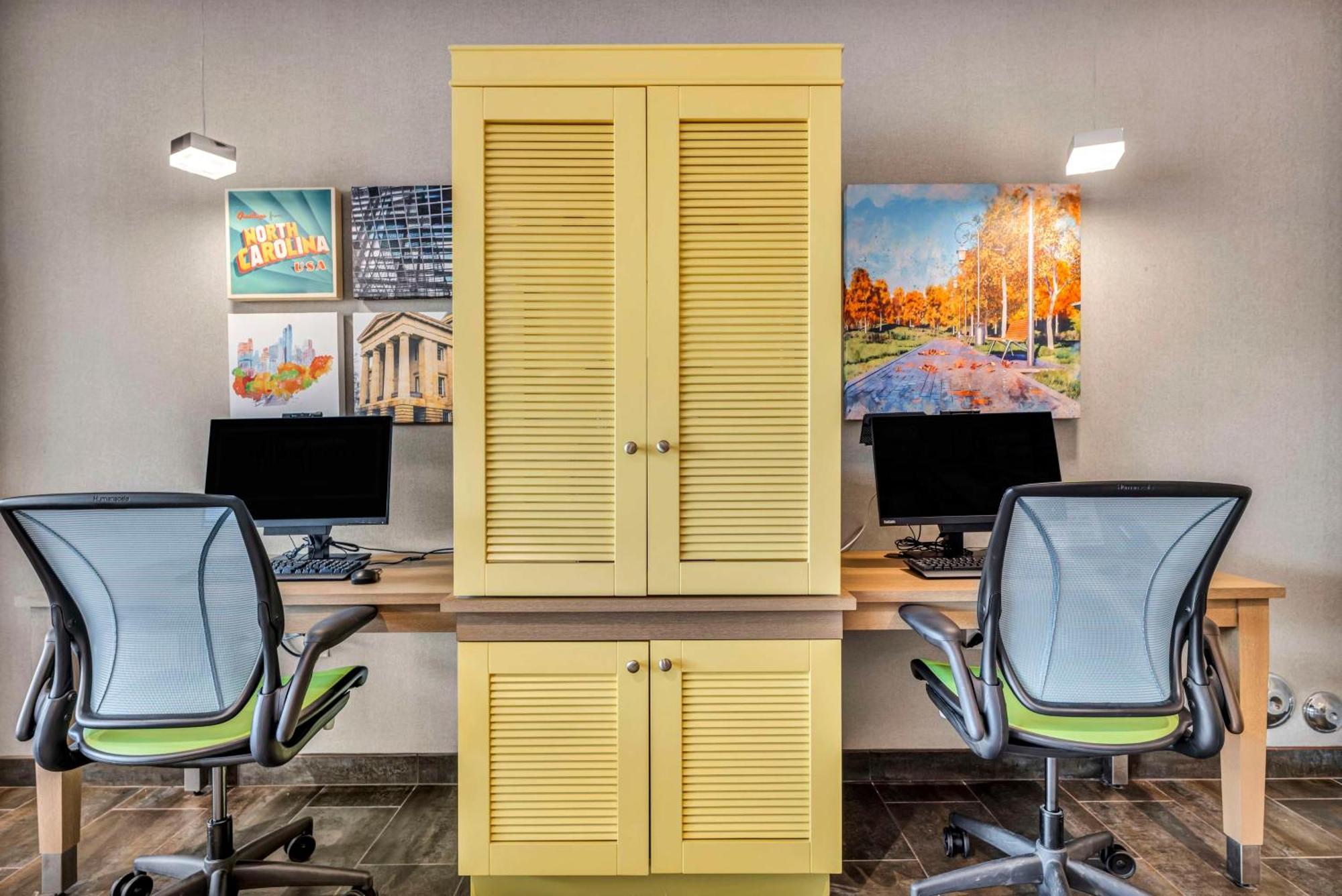 Home2 Suites By Hilton Raleigh West Lenovo Center Buitenkant foto