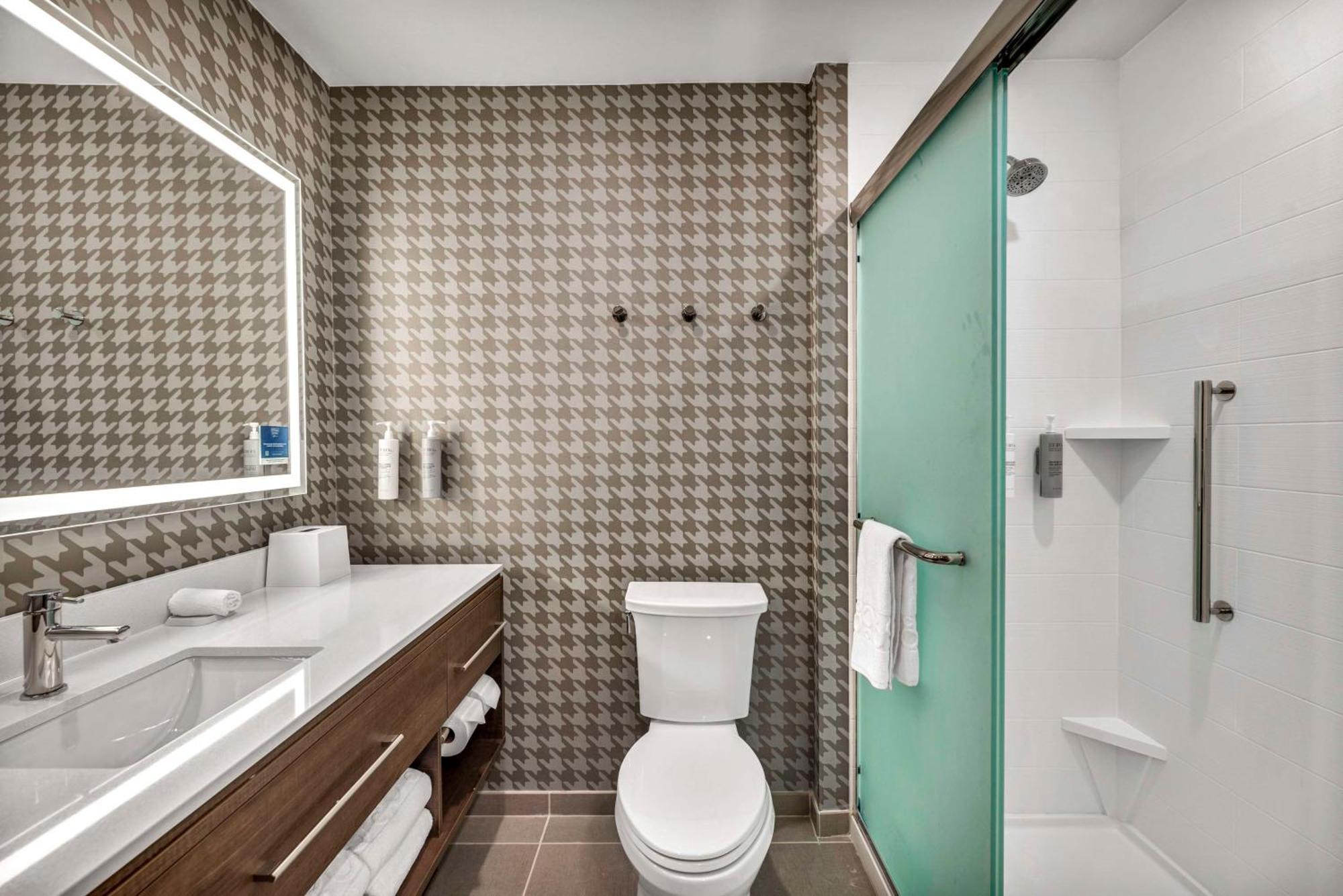 Home2 Suites By Hilton Raleigh West Lenovo Center Buitenkant foto