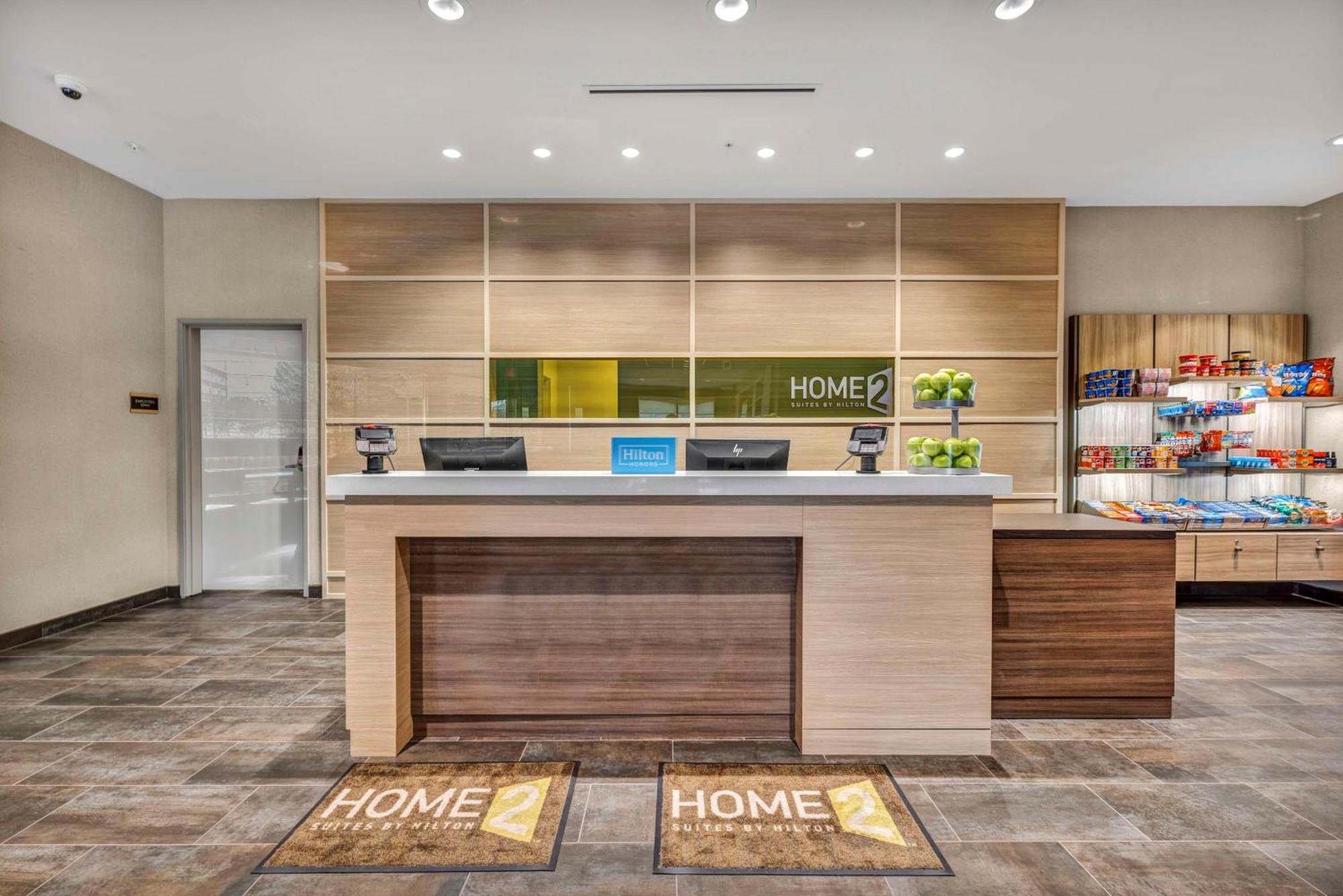 Home2 Suites By Hilton Raleigh West Lenovo Center Buitenkant foto