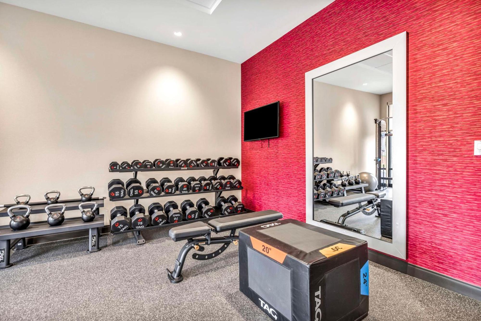 Home2 Suites By Hilton Raleigh West Lenovo Center Buitenkant foto