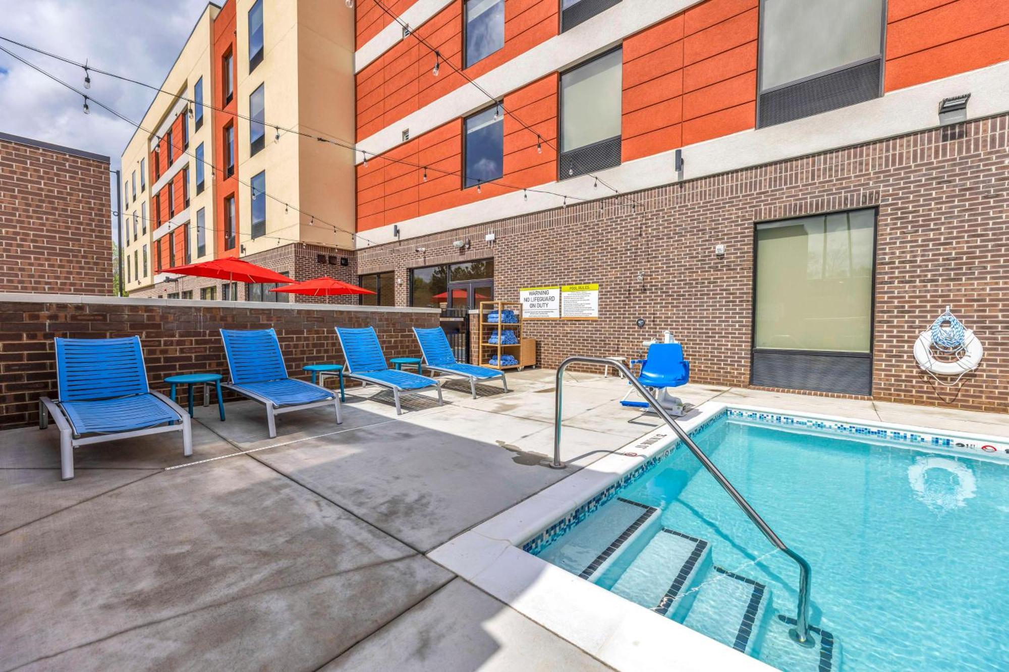 Home2 Suites By Hilton Raleigh West Lenovo Center Buitenkant foto