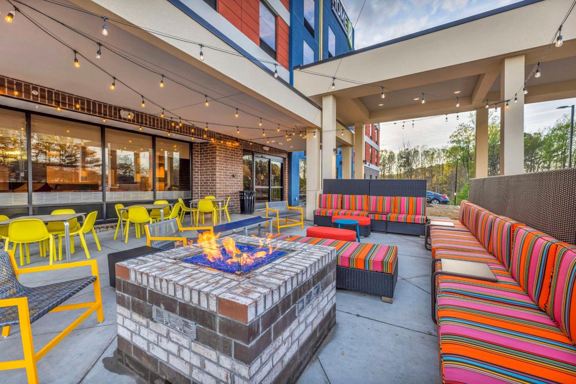 Home2 Suites By Hilton Raleigh West Lenovo Center Buitenkant foto