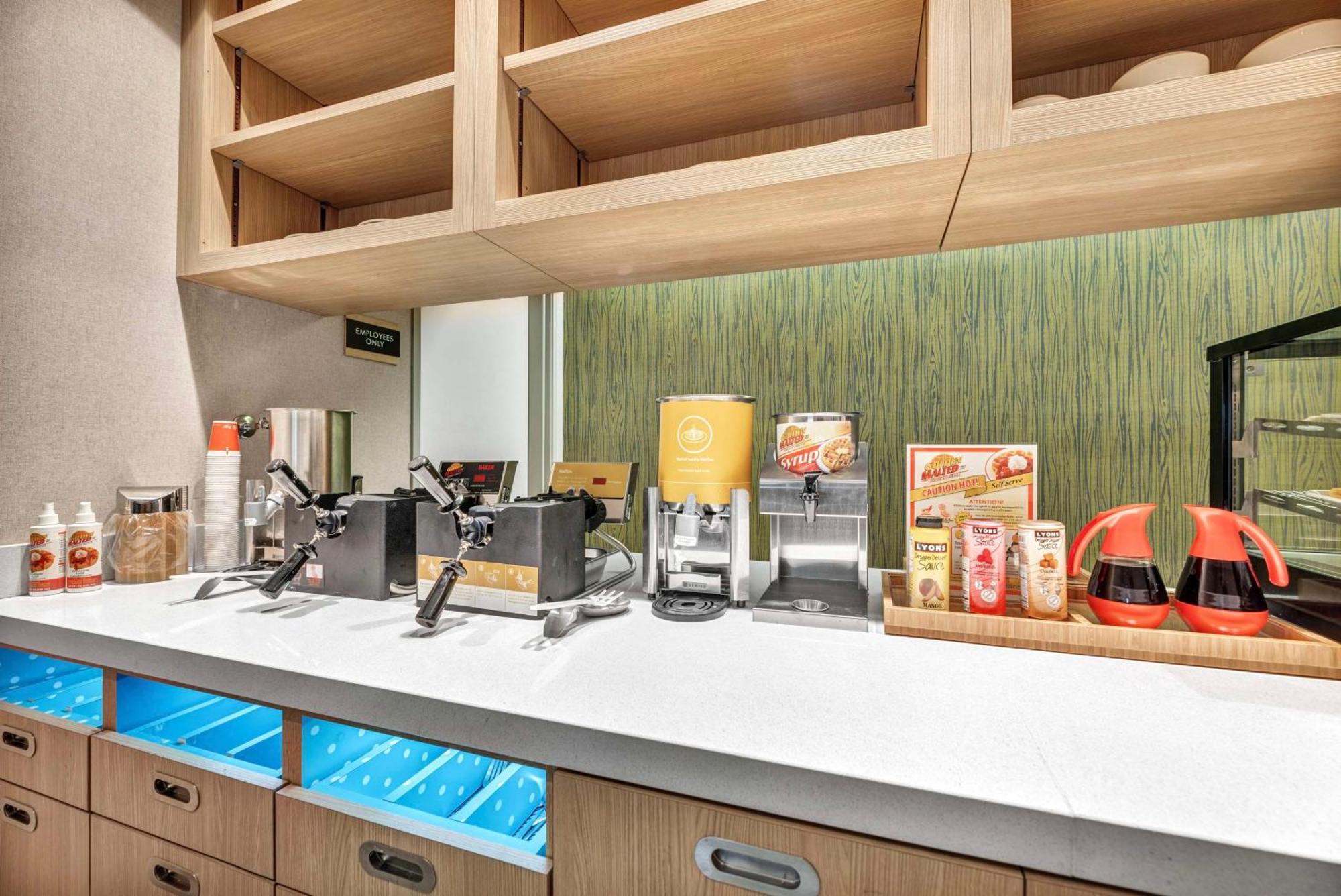 Home2 Suites By Hilton Raleigh West Lenovo Center Buitenkant foto